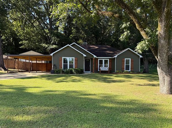 221 Lee Road 2051