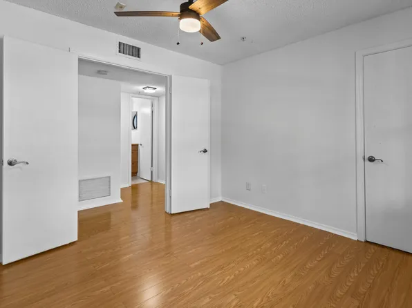2317 N Congress Ave, Boynton Beach, FL