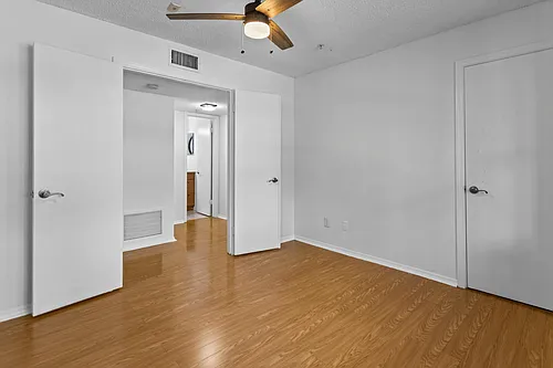 2317 N Congress Ave #24 Photo 1