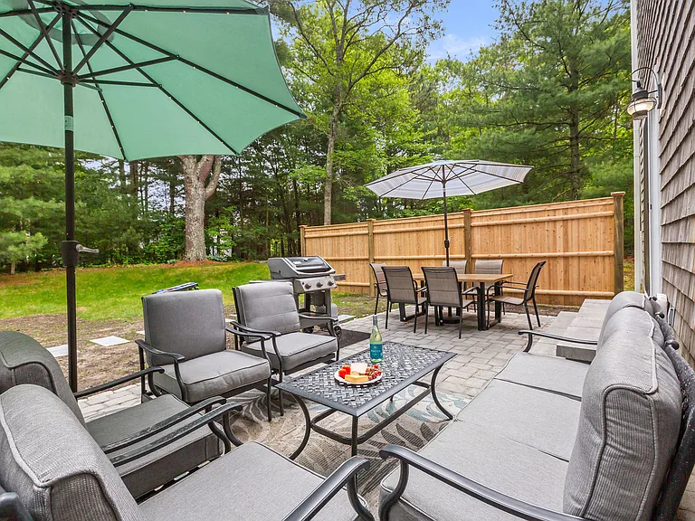 10 Kristina Ln — Photo 17