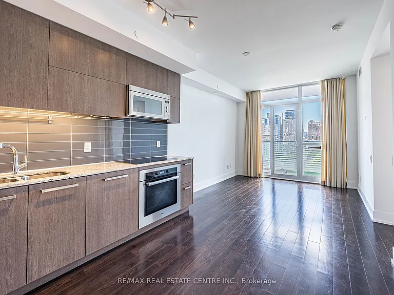 170 Avenue Rd #1203 — Photo 10
