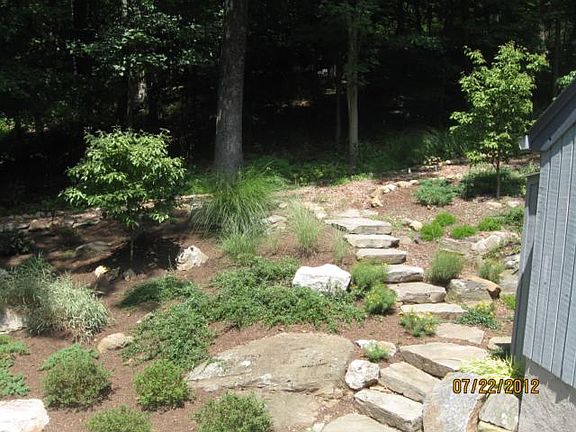 3rd image of 8 Franklin Dr