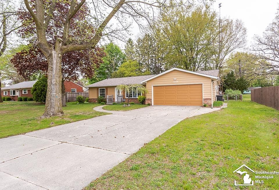 1st image of 3830 Verna Dr