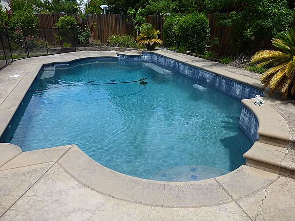 Backyard Pool