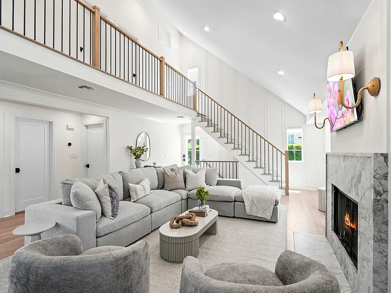 4 Carriage Ln — Photo 6