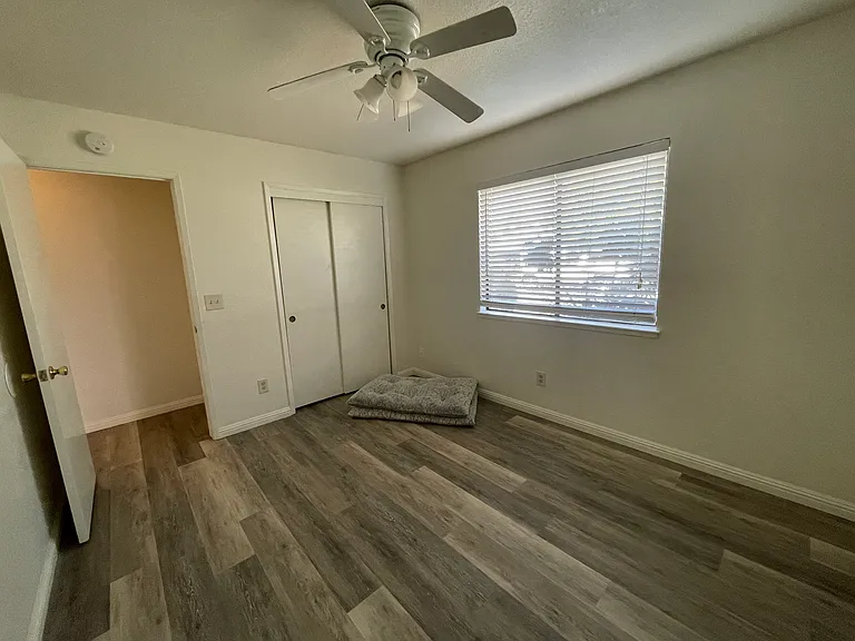Second bedroom, large enough for a queen size bed.