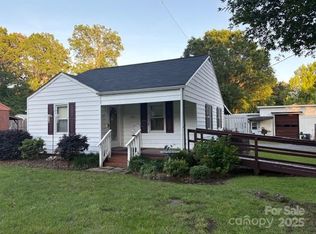 1014 Skyway Dr, Kannapolis, NC 28083