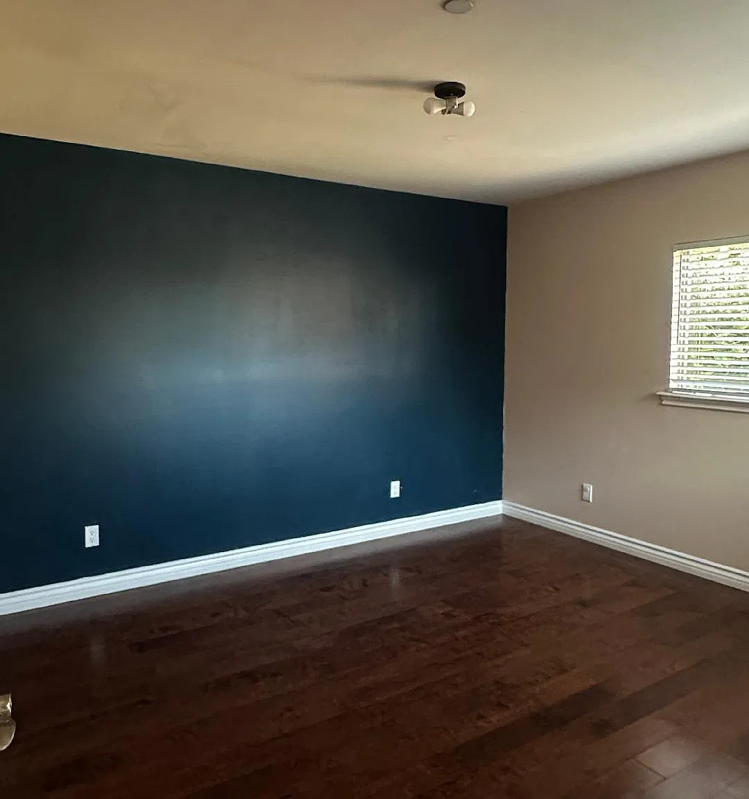 4 bed, 2056 sqft, $4,800 — Photo 4