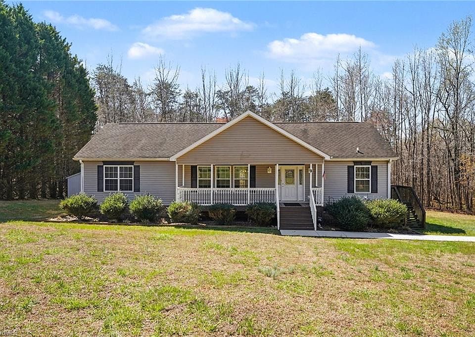 1st image of 190 Pondview Dr