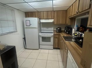 10875 SW 112th Ave APT 203, Miami, FL 33176