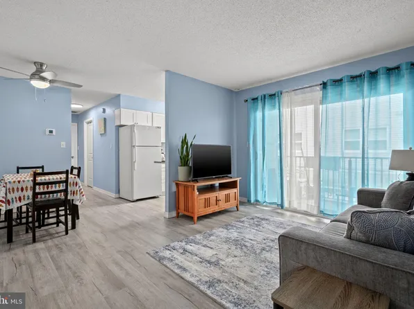 210 Trimper Ave #3, Ocean City, MD 21842