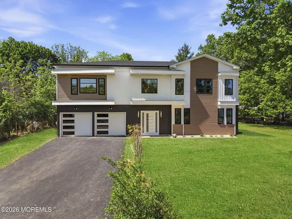3 Tyne Court, Kendall Park, NJ 08824