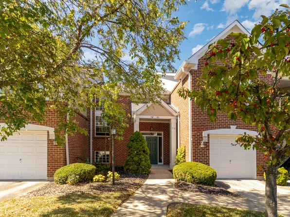 381 Deepwoods Dr, Highland Heights, KY 41076
