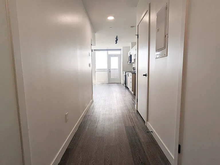 388 King St E #501 — Photo 19
