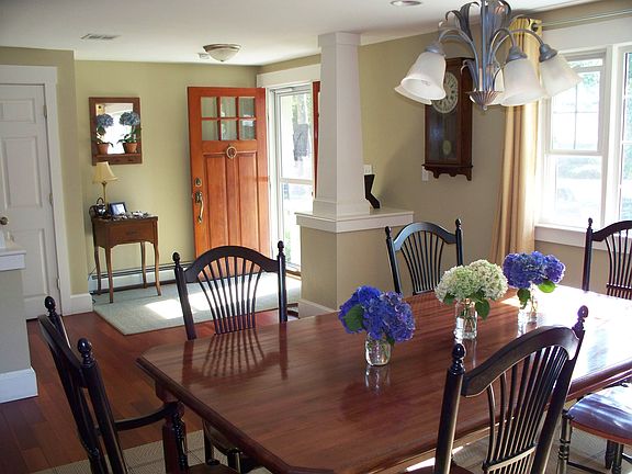 dining room & front entrance