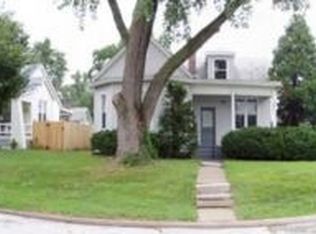 1301 Hampton Ct, Belleville, IL 62223