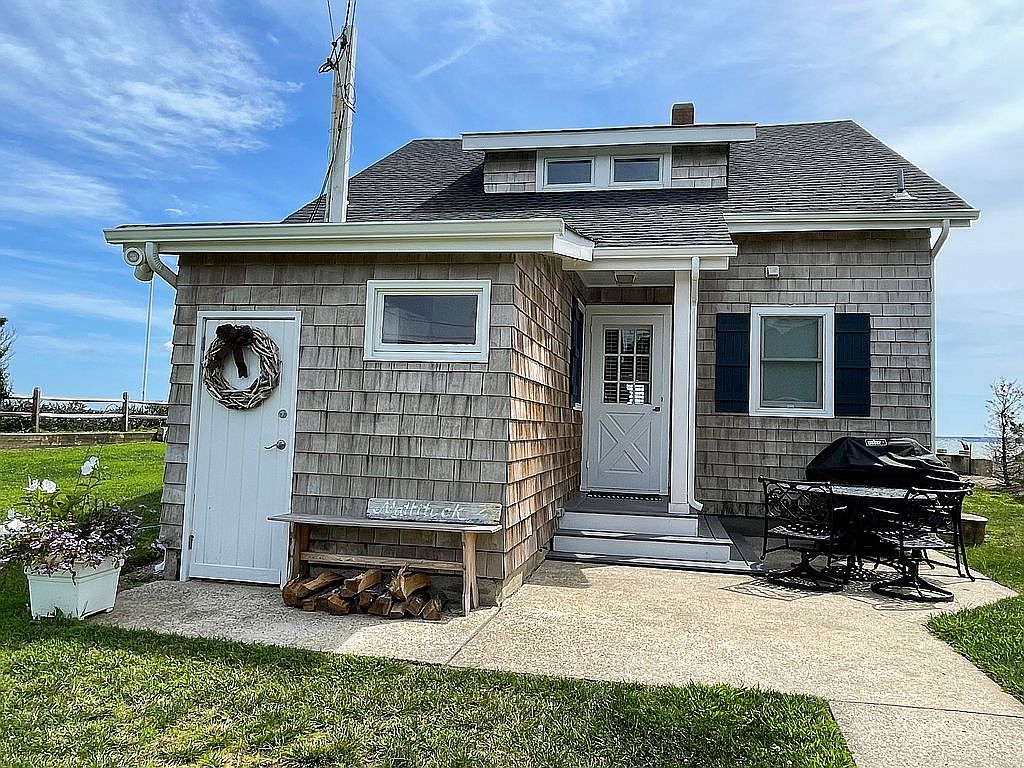 4025 Camp Mineola Rd, Mattituck, NY 11952 Zillow