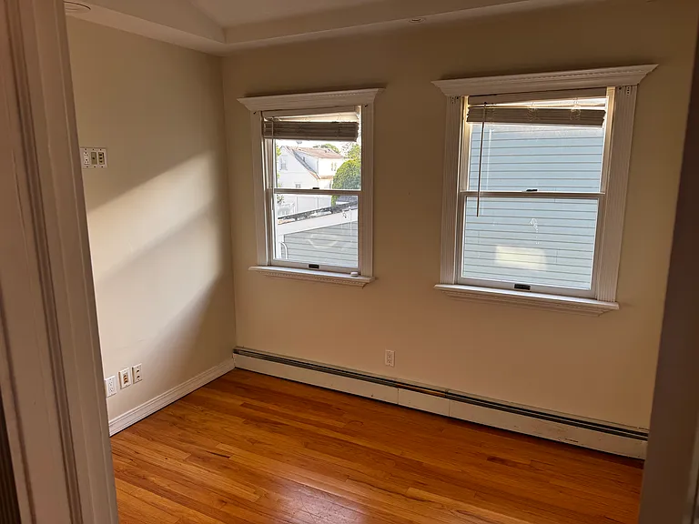 23 W Alhambra Ave #1 — Photo 3