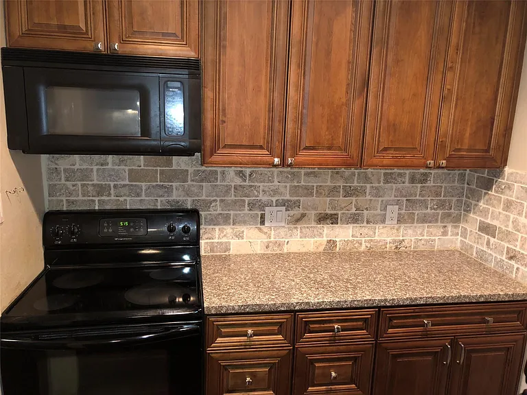 2507 Montrose Blvd #5 — Photo 9