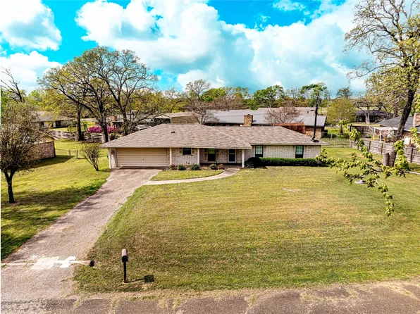 769 Southwood Ln, Fairfield, TX 75840