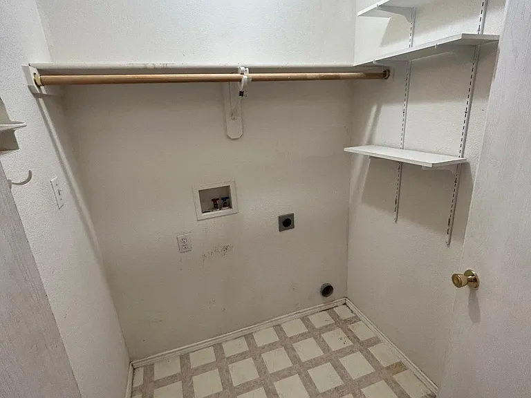 1116 Driftwood Ln — Photo 11