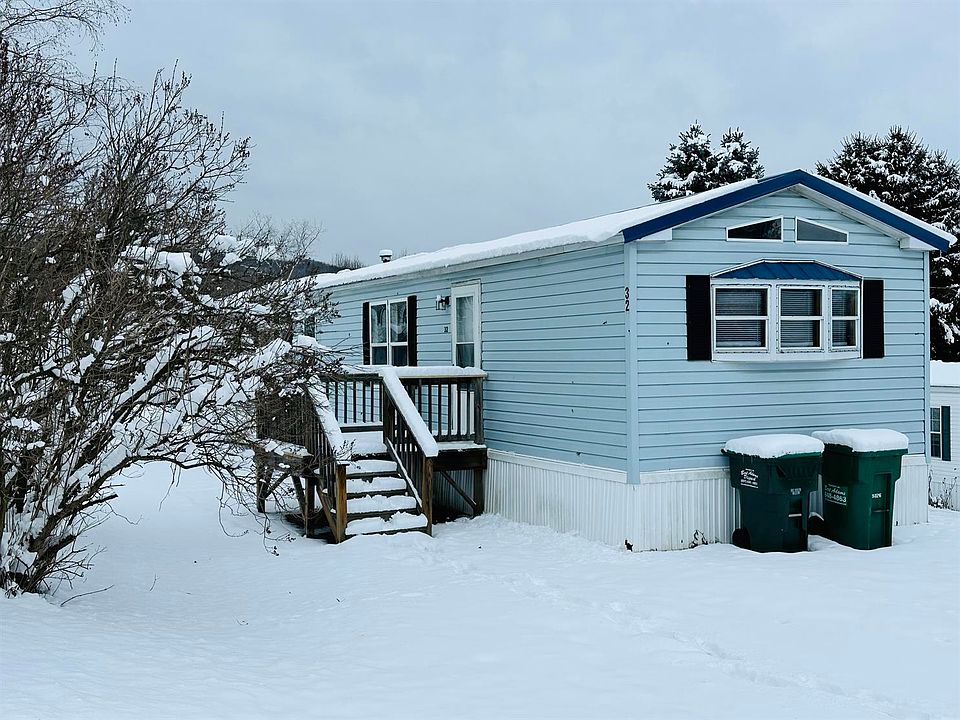 1st image of 25 Donnelly Dr #32