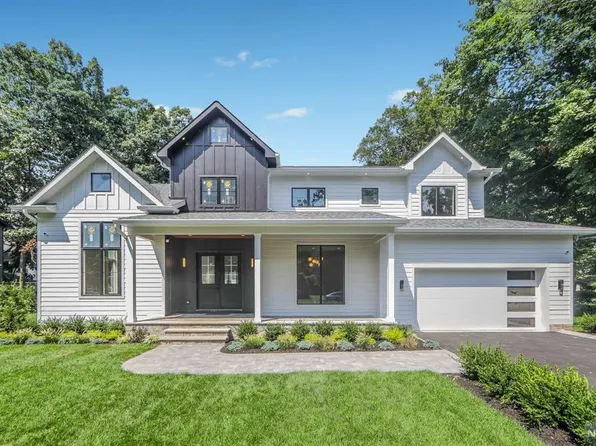 417 Sylvan Pl, Haworth, NJ 07641