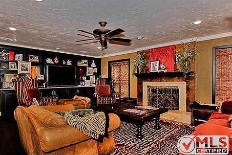 4th image of 1605 Oak Creek Cir