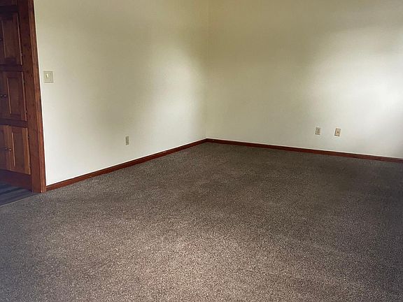 4th image of 9332 Flora Dr #9332