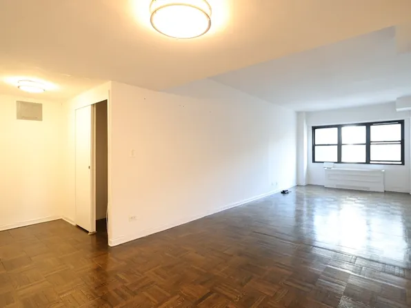 160 East 88th Street image 1 of 14