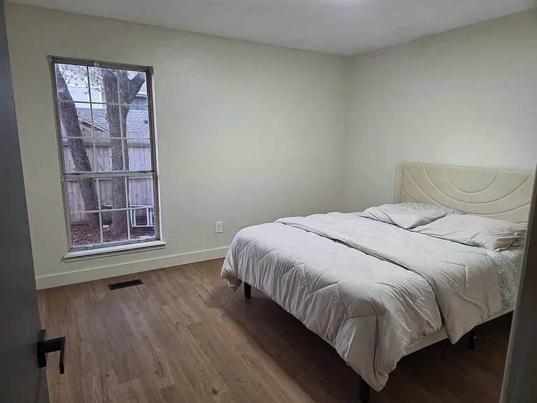 3705 Windover Dr — Photo 6