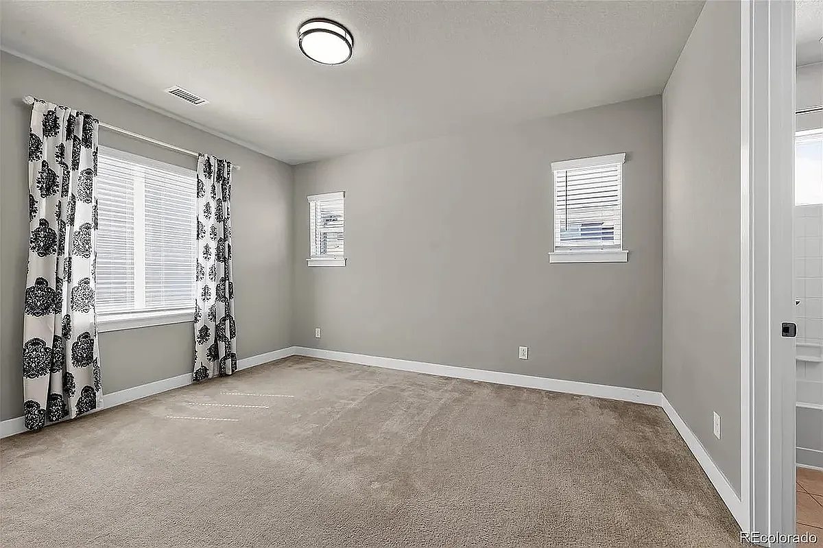 1 bed, 190 sqft, $1,000 — Photo 4
