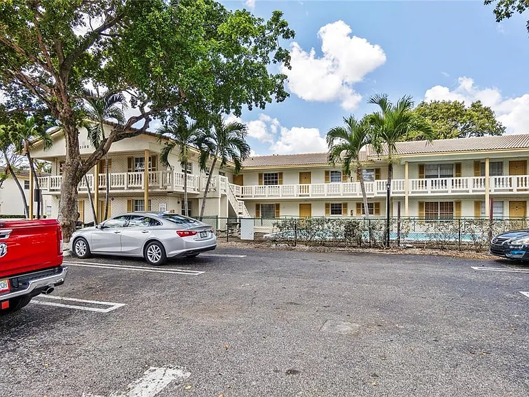 3100 Coral Springs Dr — Photo 2