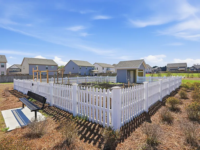 2934 Amabile Rd — Photo 41