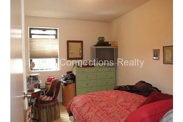 Rented by City Connections Realty | media 34