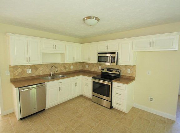 3rd image of 262 Lee Road 2086
