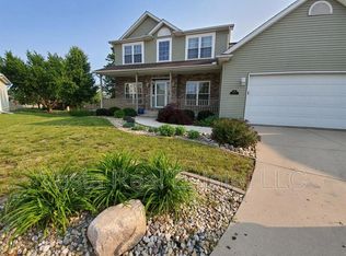 7 Carleton Ct #7, Bloomington, IL 61704