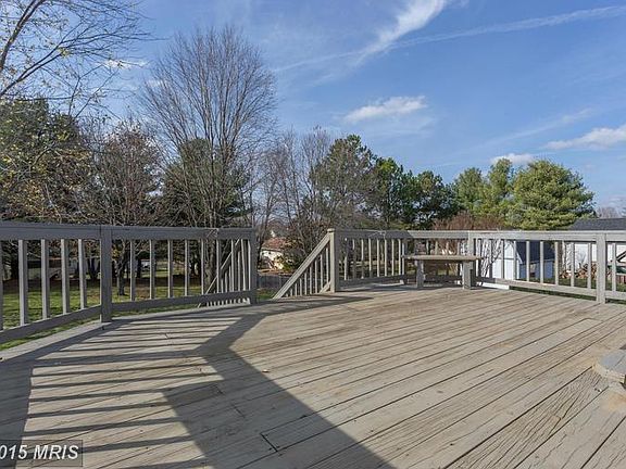 2nd image of 4 Moss Dr