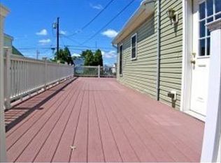 243 W 7th St, Ship Bottom, NJ 08008