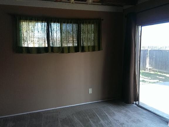 4th image of 9060 Tuolumne Dr
