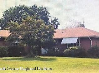 7 Goyave St, Toms River, NJ 08757