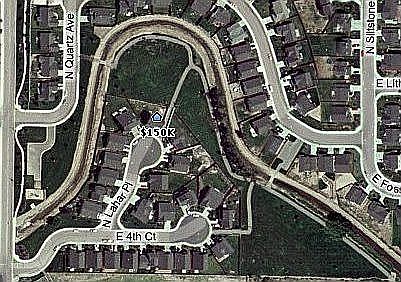       large backyard, adjoining park