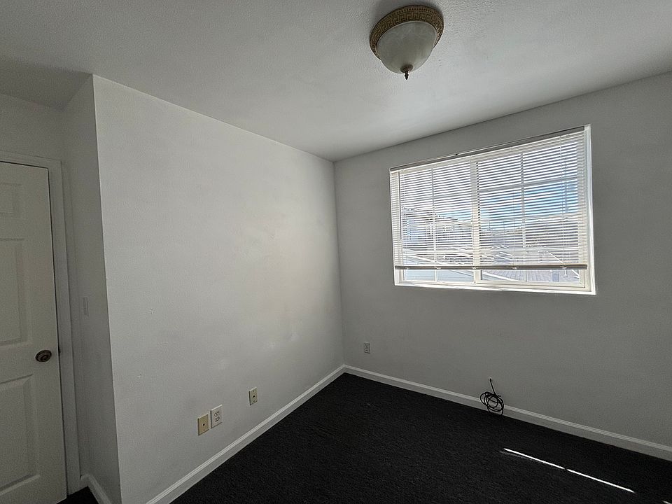 1st image of 3115 Chestnut St