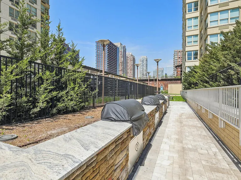 88 Morgan St #2401 — Photo 30
