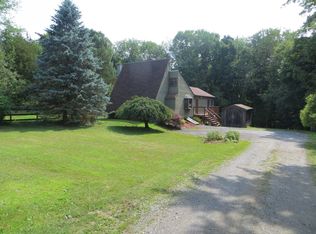 46 Scenic Dr, Clinton Corners, NY 12514