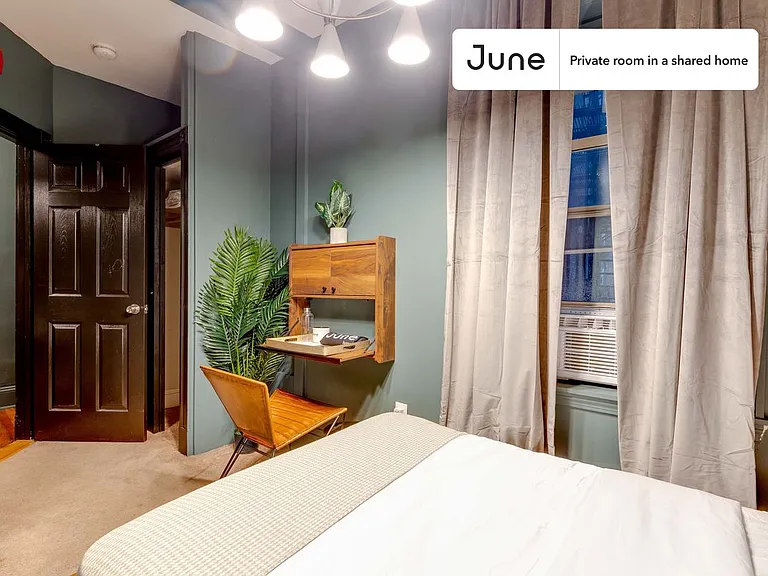 55 Park Dr #B — Photo 2