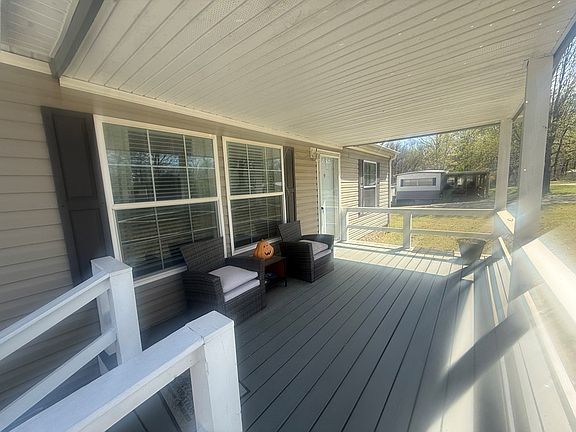 2nd image of 106 Fox Squirrel Dr