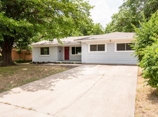 918 Deerwood Dr, Dallas, TX 75232