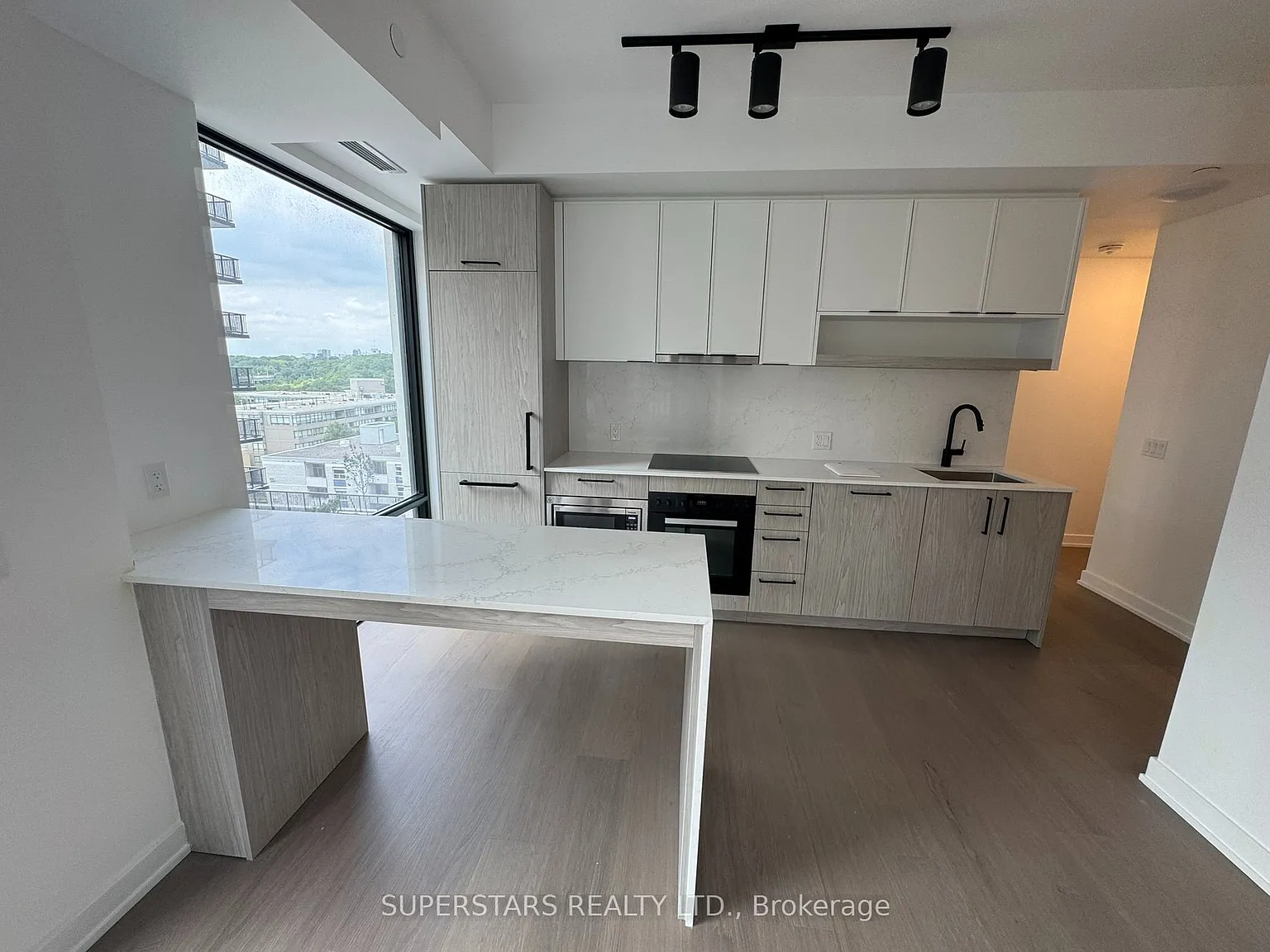 2 bed, $3,250 — Photo 2