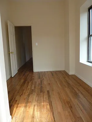 Rented by Chartwell Manhattan Realty | media 20